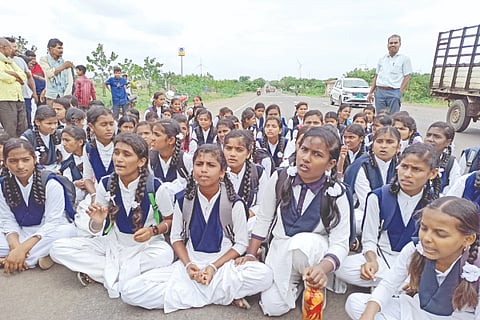 Demand for cancellation of transfer of teacher