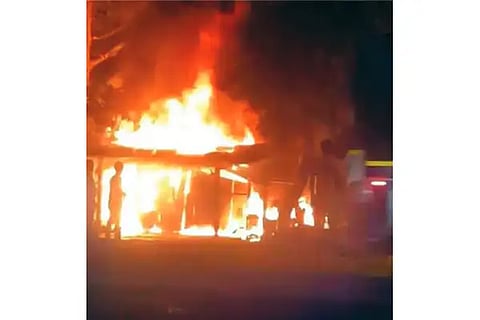 tire shop burnt in honnavara.