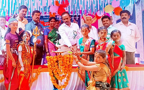 HUN-AUG-29-1([PRATHIBHA KARANJI AT KEBBEKOPPALU)