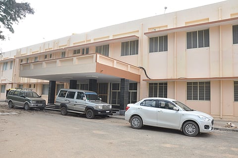 Halee Jillaspatre karyaramabha Endu