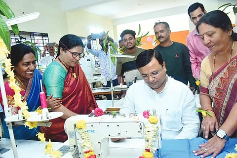 Hangal Shrinivas Mane