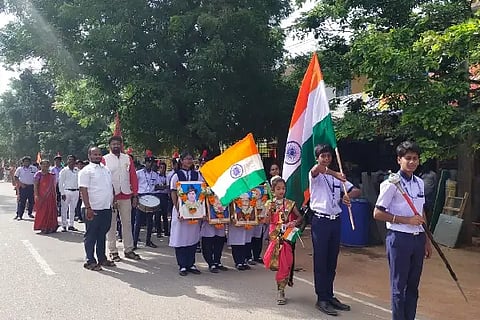 K HALLI MERAVANIGE