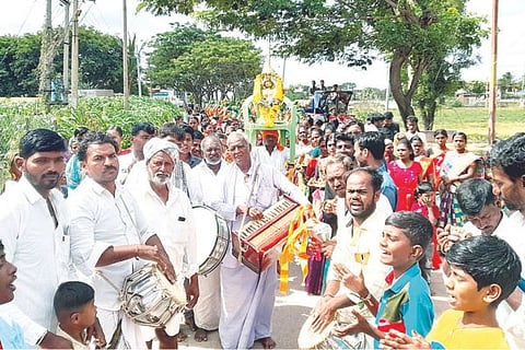 KUMBA MERAVANIGE
