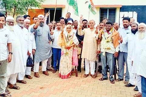 Kaladagi Grampange Khatunabi Rona President, Fakirappa Madara Vice President