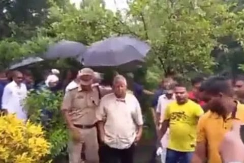 Lalu (1)