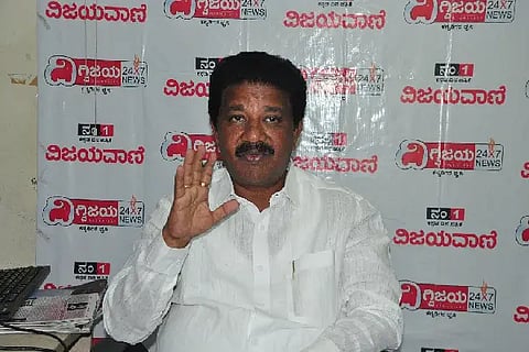 MLA RAGHUMURTHY