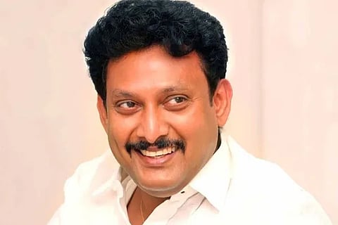 Minister Anil