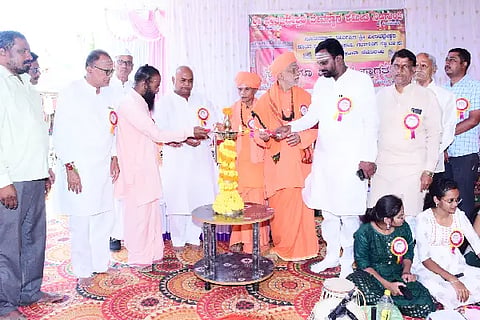Minister Shivananda Patil, Nidgundi, Veerbhadreshwar Mahadwara, Inauguration,