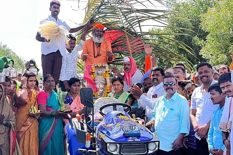 Pavada Basaveshwar Mahadwara Lokarpana