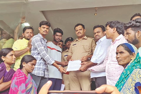Protest against private hospital doctor
