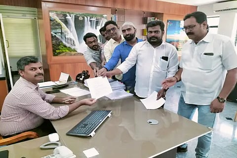 Request to open anganwadis in government places