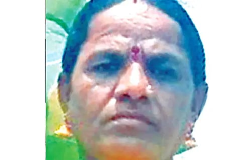 SAVITRAMMA kandenahalli