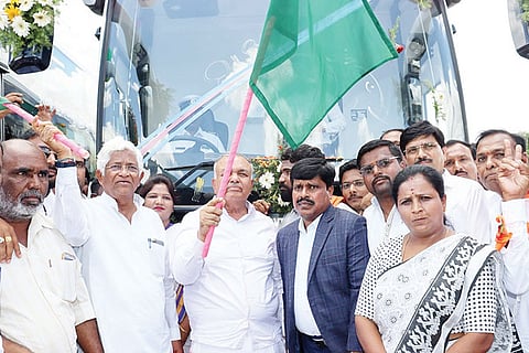 Sindhanour bus open