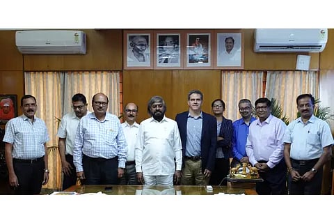 WB team met minister Khandre