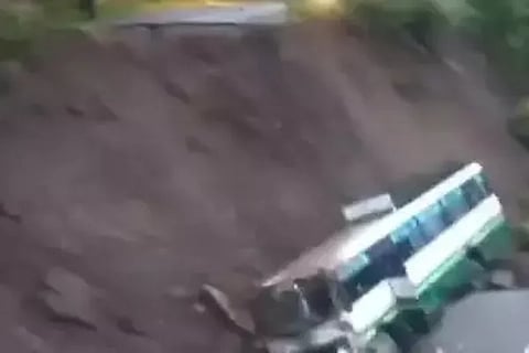 bus (1)
