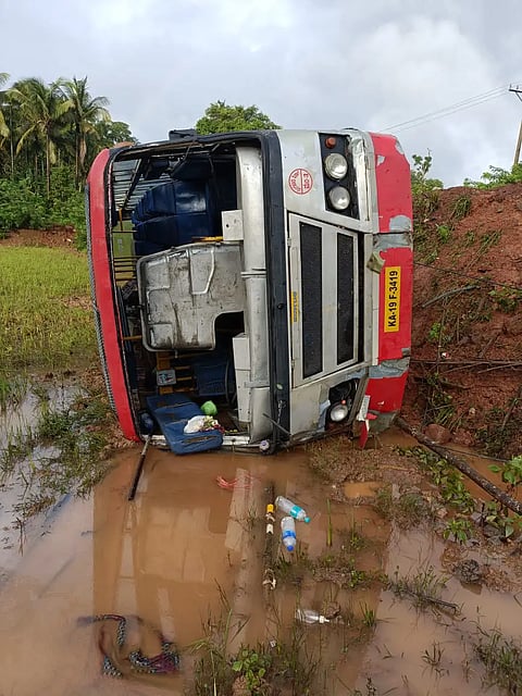 bus accident-WA0000