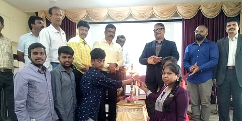 dhl abivinyasa program