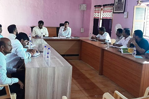 distribution of rights to Tawarakheda flood victims