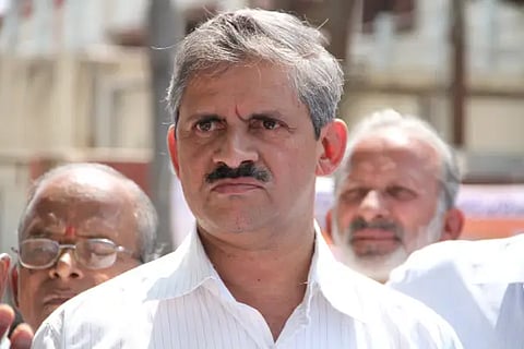 k.v.vasanth kumar