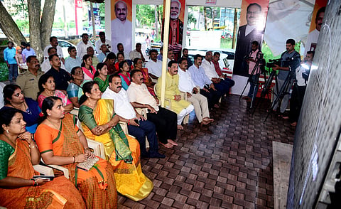 mng-aug23-bjp1