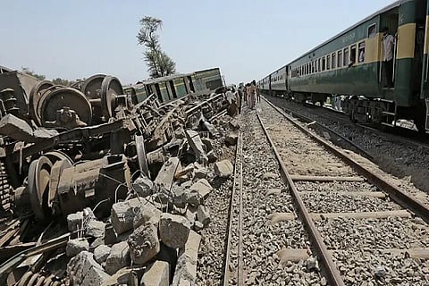 pak train