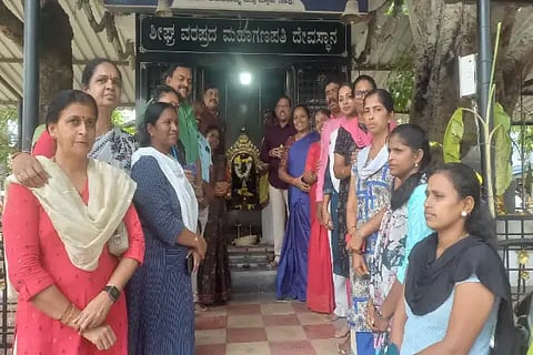 palike members puje in temple