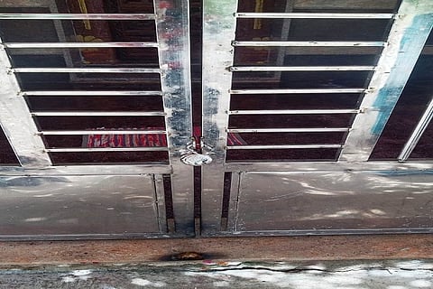 12 kunigal 1