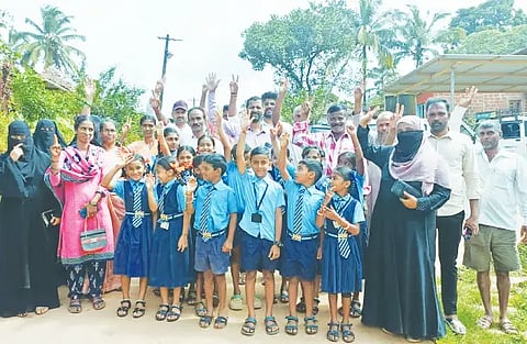 13hos1p school strike