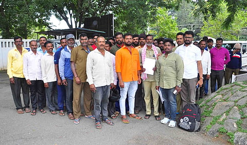 ಸಂಬಳ ನೀಡುವಂತೆ ಆಗ್ರಹಿಸಿ ಪೌರಕಾರ್ಮಿಕರು ಪ್ರತಿಭಟನೆ