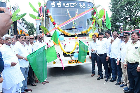 NEW BUS