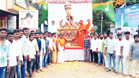 28-ಕೆಏನಡಿ-1 BHAGAT SING