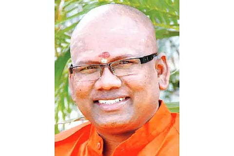 BASAVAMUTHY MADARA CHANNAIH SWAMIJIJ (2)