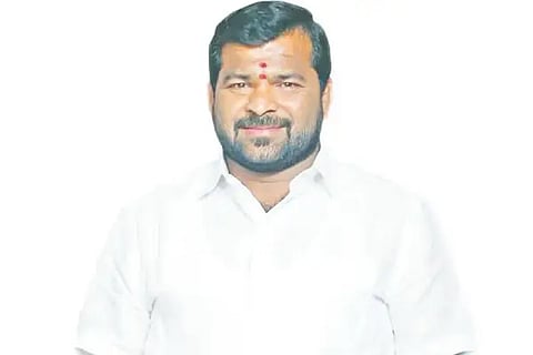 DASAKARIYAPPA SHRINIvAS