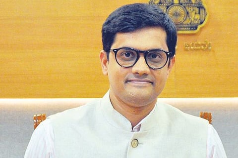 DC NALIN ATUL