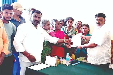Jagaluru, ration, distribution, appeal,