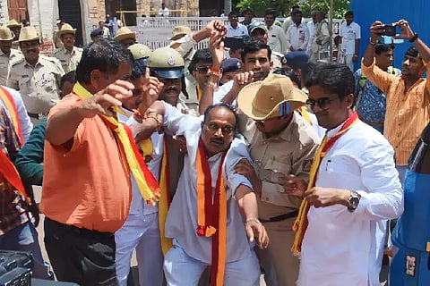 karave protest