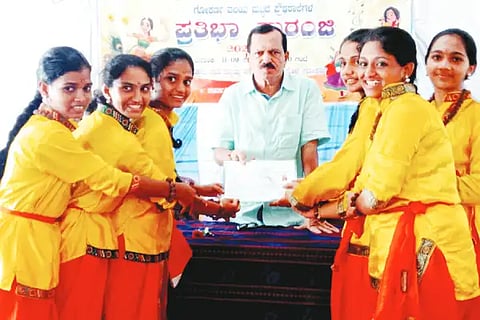 Prize Distribution to winners
