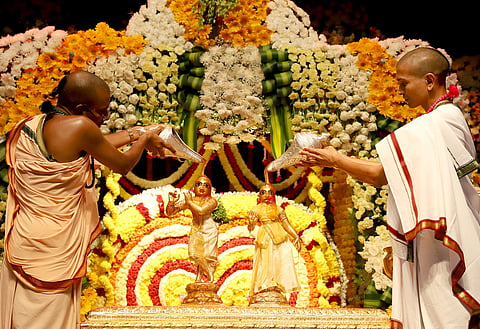 Raghu_06_Krishna_Janmastami_@_Iskcon (1)