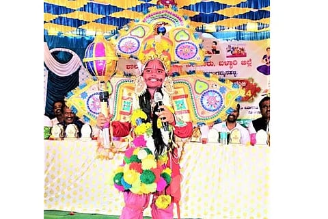 Sandur Pratiba