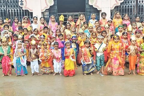 Srikrishna Janmashtami at Banahatti Hamsaveni School