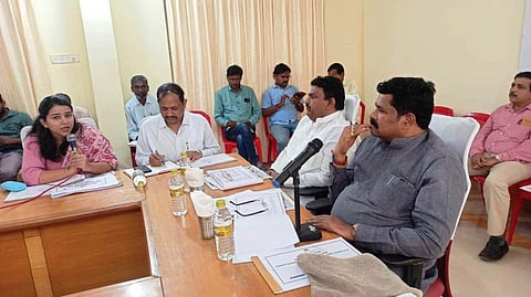 TANGADAGI DROUGTH MEET KUSTAGI