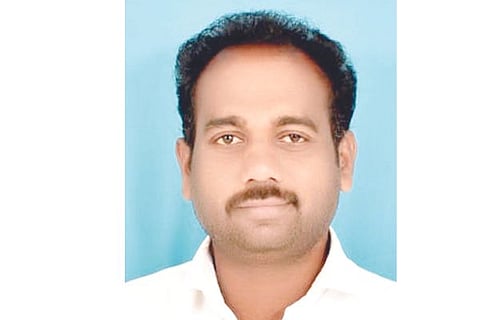 TEACHER