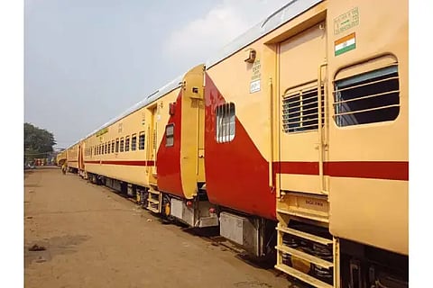 TRAIN NEW