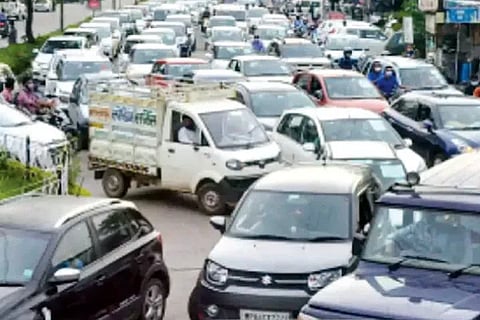Traffic (2)