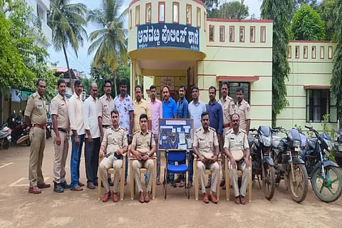 anavatti police station