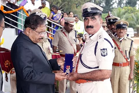 cm medal
