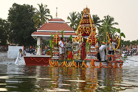 h1-Siddarud Teppotsava 4