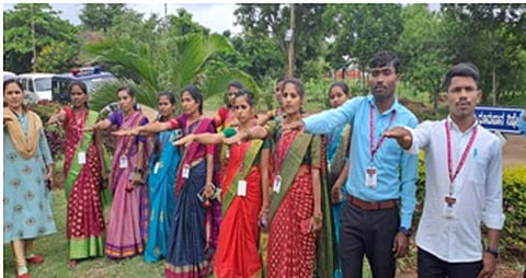 photo ( saksharata dinacharane) -1