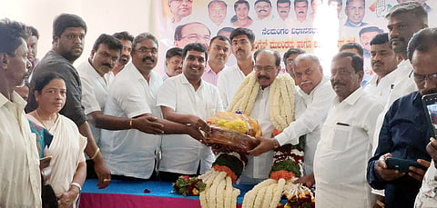 nelamangala-a-meeting-of-activists-and-leaders