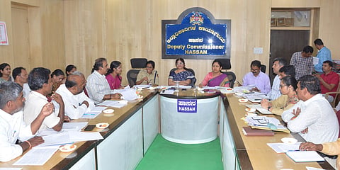ವಿದ್ಯುತ್ ಸಂಪರ್ಕ ಕಲ್ಪಸಲು ಕ್ರಮಕ್ಕೆ ಡಿಸಿ ಸೂಚನೆ